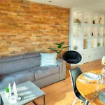 Cozy 2bedroom Seafront Apartment, Balcony Goslm-10 Apartamento Sliema