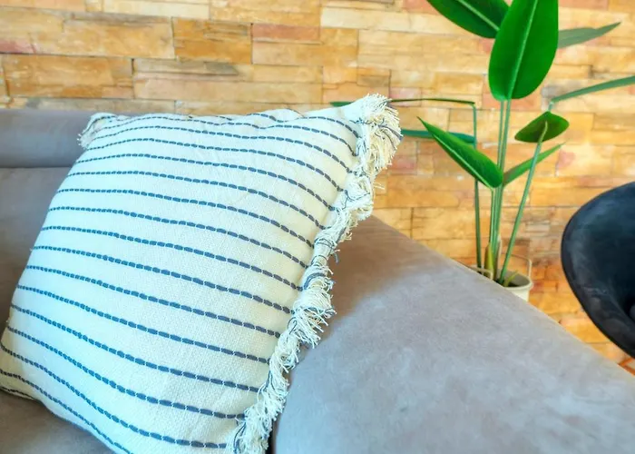 Apartamento Cozy 2bedroom Seafront Apartment, Balcony Goslm-10 Sliema