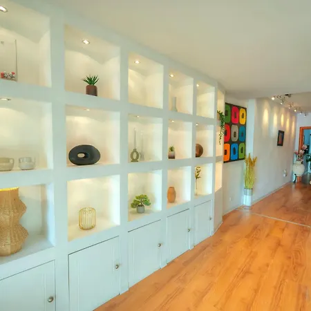 Cozy 2bedroom Seafront Apartment, Balcony Goslm-10 * Sliema