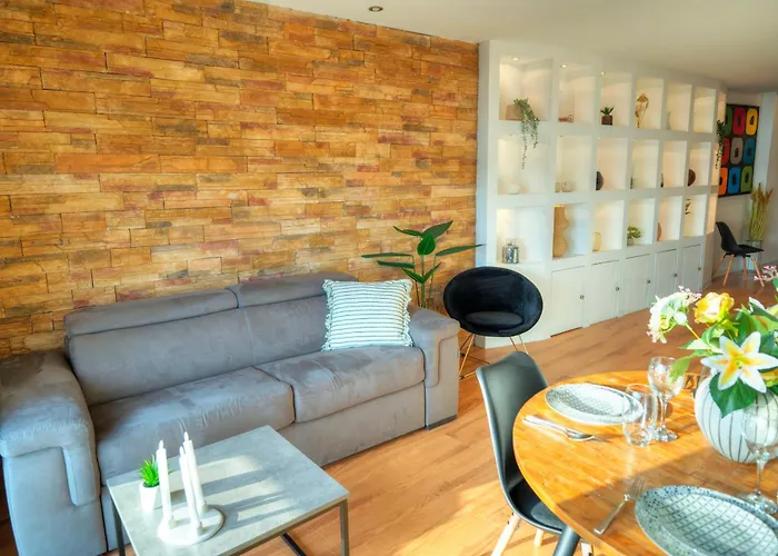 Cozy 2bedroom Seafront Apartment, Balcony Goslm-10 Apartament Sliema