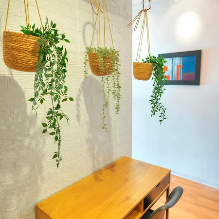 Cozy 2bedroom Seafront Apartment, Balcony Goslm-10