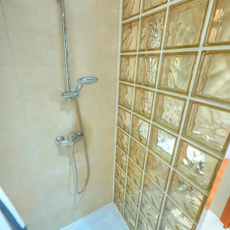 Cozy 2bedroom Seafront Apartment, Balcony Goslm-10 סליאמה